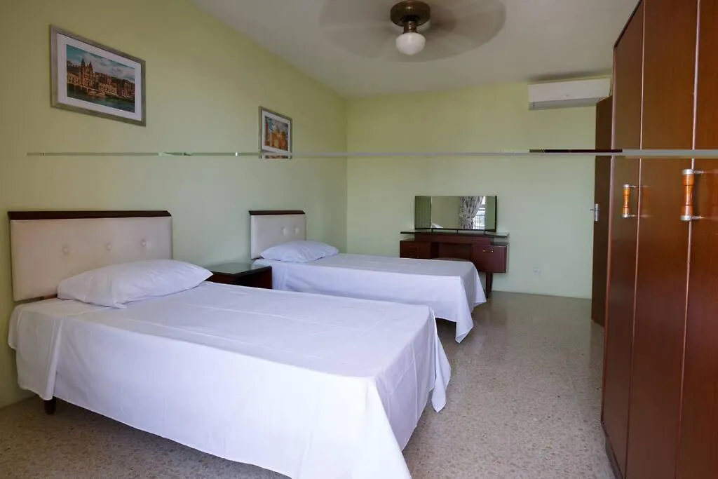 Apartament 1 Bedrm Apt Seaview Balluta Bay St. Julian's